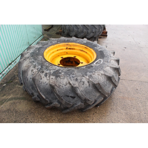 251 - 1  JCB WHEEL & TYRE MRT-329 18.4-26 RI NO VAT