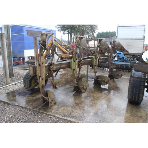 285 - DOWDSWELL 4 FURROW REVERSIBLE  PLOUGH + VAT