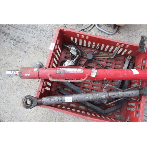 377 - HYDRAULIC GEARBOX JACK (WORKING) HEAVY DUTY TRACTOR TOP LINK  NO VAT