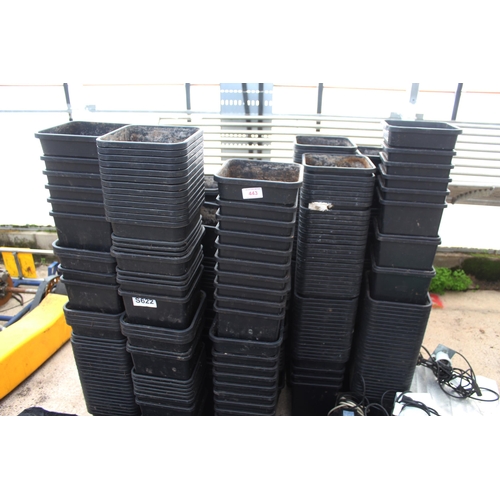 443 - HYDROPONICS EQUIPMENT, BALLAST, TIMER, FILTER, POTS  NO VAT