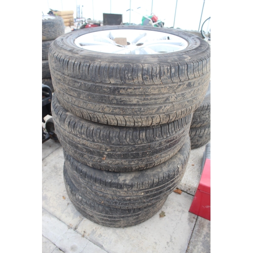 605 - ALLOY WHEELS AND TYRES (LANDER OR RANGE ROVER VOGE MICHELIN 235/60/18