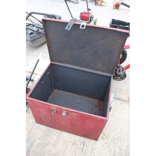 804 - LARGE TOOL VAULT BOX WITH KEYS  NO VAT