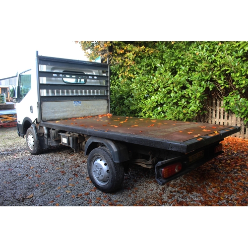 194 - NISSAN CABSTAR 34.11 S/C SWB PICKUP LS09GWP RUNS DRIVES V5 2 KEYS 148344 MILES NO TEST NO VAT