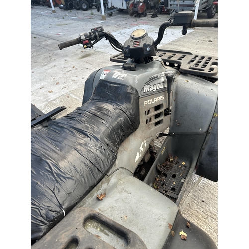 152 - POLARIS MAGNUM 325 QUAD RUNS & DRIVES NEEDS A BATTERY NO VAT