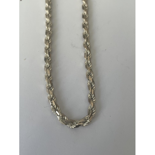 539 - A SILVER ROPE CHOKER NECKLACE