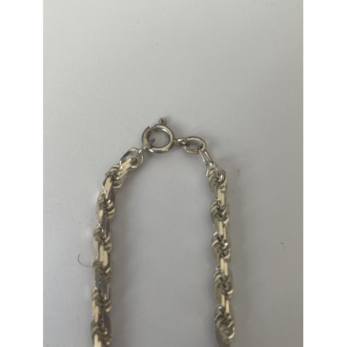 539 - A SILVER ROPE CHOKER NECKLACE