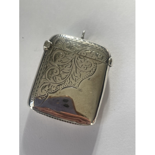 582 - A SILVER VESTA CASE