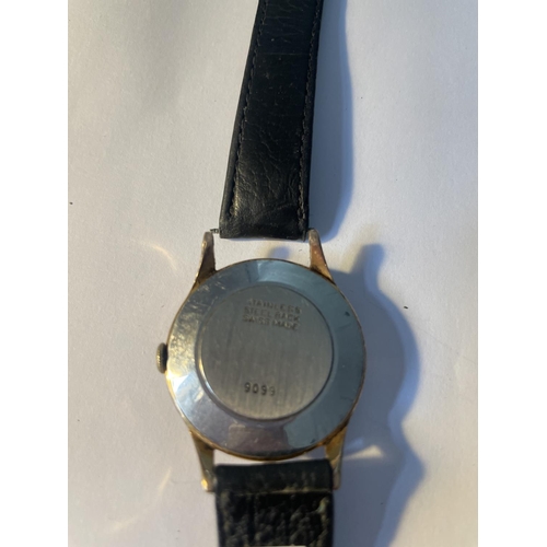 618 - A VINTAGE MEDANA WRIST WATCH