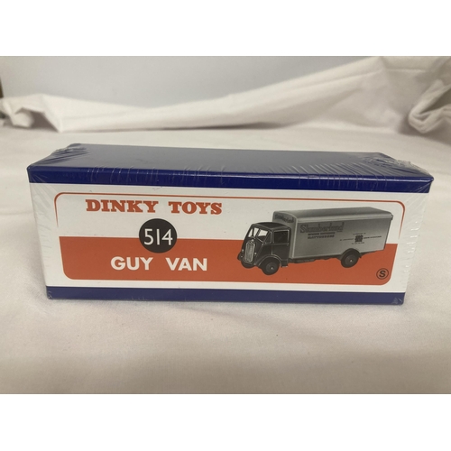 344 - THREE ATLAS DINKY MODELS (MINT) MODEL 588 - TRUCK, 432 - GUY 2 