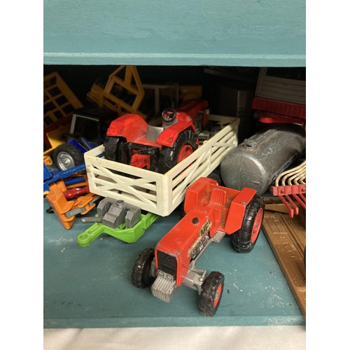 352 - A WOODEN FARM YARD PLUS FARM TOYS TO INCLUDE TRACTORS, ETC.,