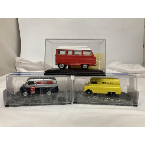 362 - THREE OXFORD DIECAST VANS (MINT) TO INCLUDE A LIMITED EDITION AUSTIN PARALANIAN NO. 1151 OF 2000 WIT... 