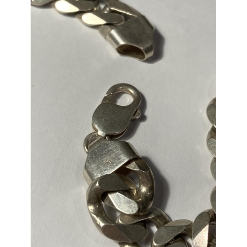 625 - A HEAVY MARKED SILVER FLAT LINK NECKLACE LENGTH 65 CM WEIGHT 146.1 GRAMS