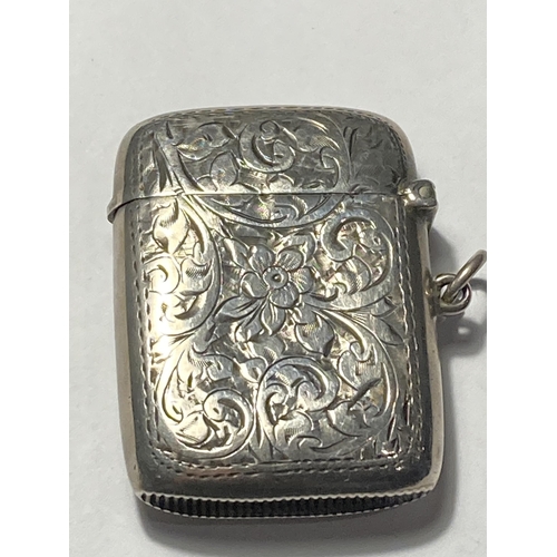 632 - A HALLMARKED BIRMINGHAM SILVER VESTA CASE