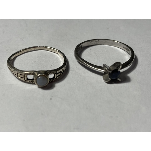 637 - FIVE ASSORTED SILVER RINGS