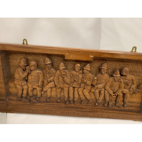 19 - A LARGE CARVED WOODEN 'THE NINE PINTS OF THE LAW' POLICEMAN PLAQUE