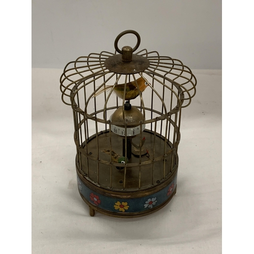 32 - A VINTAGE STYLE AUTOMATON MUSICAL BIRD CAGE