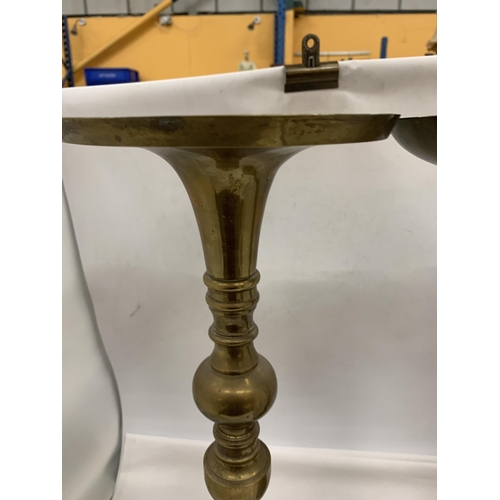 5 - A NEAR PAIR OF VINTAGE BRASS CHURCH CANDLESTICKS HEIGHT 50CM