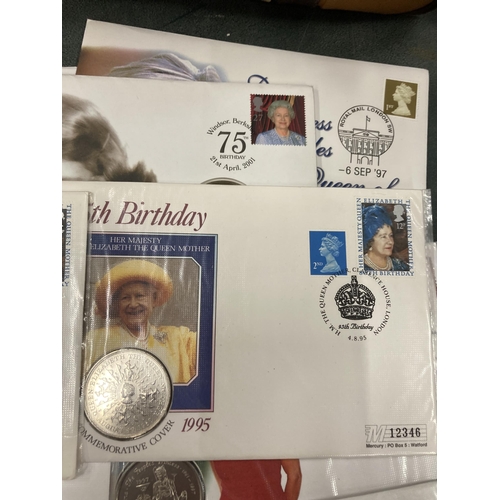 850 - A COLLECTION OF COMMEMORATIVE FIRST DAY COVERS, EACH TO INCLUDE A CROWN - 12 IN TOTAL