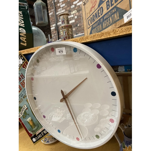 870 - A LARGE WALL CLOCK, DIAMETER 40CM