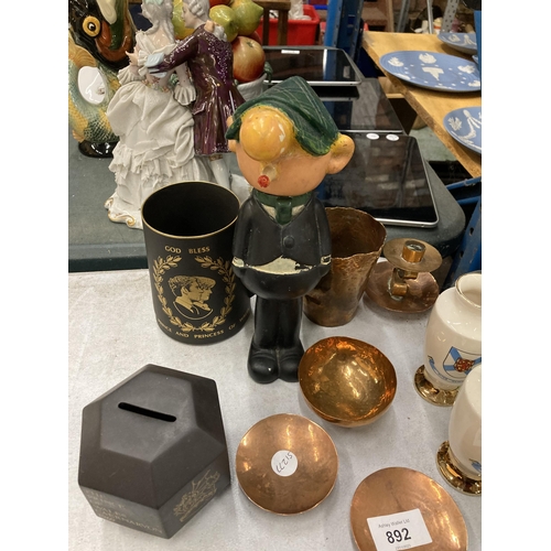 892 - A BLACK WEDGWOOD ROYAL COMMEMORATIVE MUG AND MONEY BOX, AVON ANDY CAPP BOTTLE, COPPER BEAKER, CANDLE... 