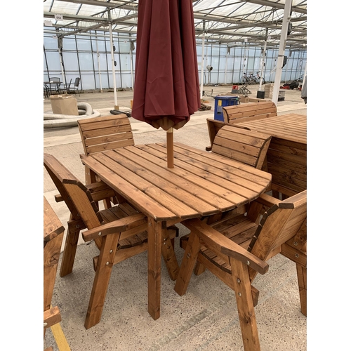 192 - AN AS NEW EX DISPLAY CHARLES TAYLOR FOUR SEATER TABLE, FOUR CHAIRS A PARASOL AND BASE +VAT