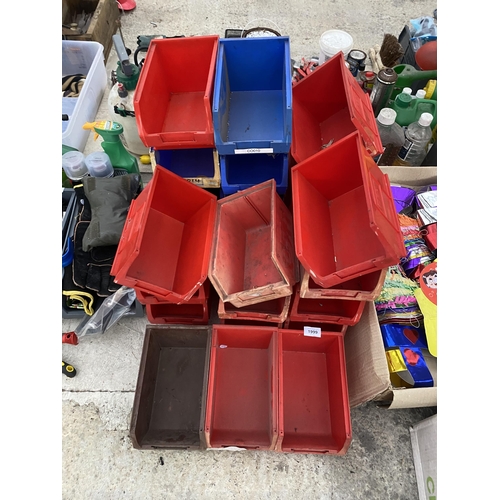 1999 - A LARGE QUANTITY OF PLASTIC STORAGE LIN BINS