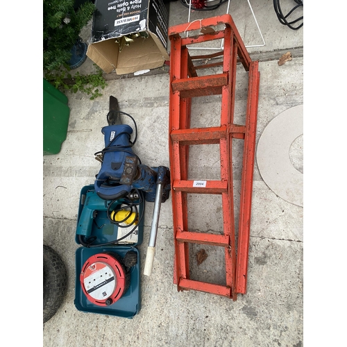 2004 - A SERT OF METAL CAR RAMPS, A BOTTLE JACK AND A DRILL ETC