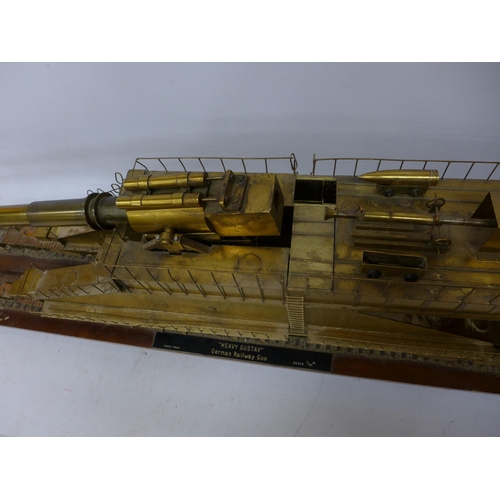 443 - AN IMPRESSIVE 1/35 SCALE BRASS MODEL OF THE WORLD WAR II NAZI GERMANY RAILWAY GUN 'HEAVY GUSTAV' WIT... 