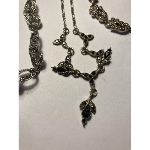 695 - VARIOUS ITEMS OF MARCASITE STYLE JEWELLERY TO INCLUDE THREE NECKLACES, A BRACELET, RING AND EARRINGS