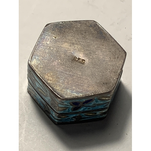 589A - A SILVER AND ENAMELLED HEXAGONAL PILL BOX