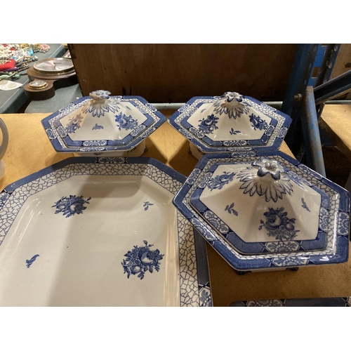 928 - A QUANTITY OF ADAMS 'JULIET' BLUE AND WHITE DINNERWARE TO INLUDE SERVING PLATTERS AND THREE LIDDED T... 