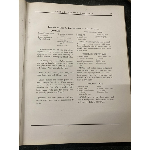 950 - A 1936 FIRST EDITION HARDBACK BOOK, 'THE LAMBETH METHOD OF CAKE DECORATION AND PRACTICAL PASTRIES