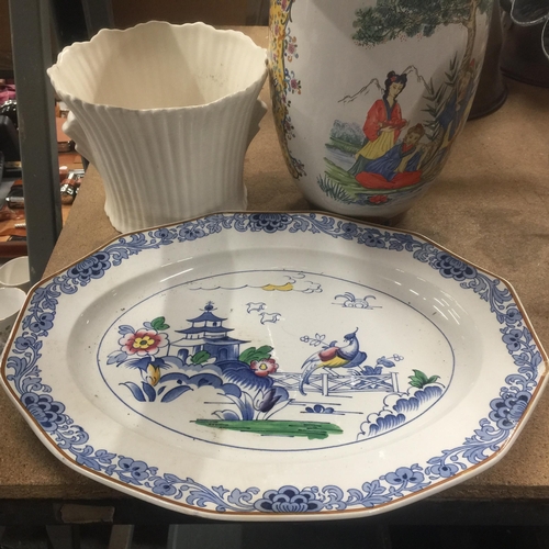 974 - THREE LARGE CERAMIC ITEMS TO INCLUDE A LARGE ORIENTAL STYLE VASE, A MEAT PLATTER WITH BIRD DESIGN PL... 