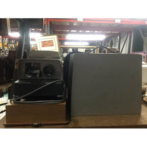 979 - A MAXIMAT N12 ELECTRIC PROJECTOR WITH CASE