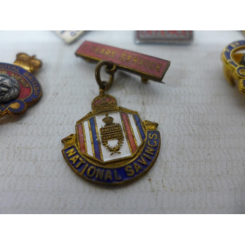 451 - A COLLECTION OF ENAMEL BADGES TO INCLUDE BRITISH LEGION EXAMPLES