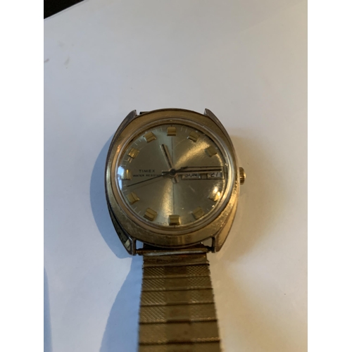 726 - A VINTAGE TIMEX DIVERS WRIST WATCH