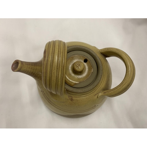 774A - A RETRO STUDIO POTTERY TEAPOT, SIGNED NICK AND JULIE WILLIAMS - CONSALL FORGE POTTERY