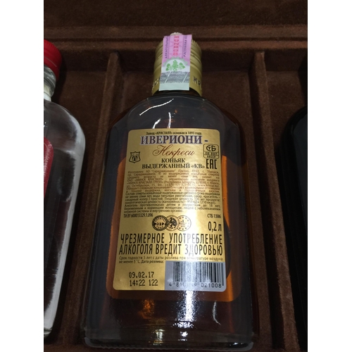 613 - A CASED SET OF 20CL LIQUEUR GIFT SET