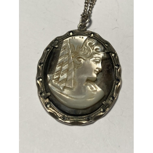 749 - A SILVER CAMEO NECKLACE AND BROOCH