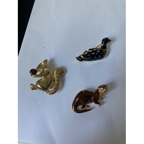 797 - SIX ANIMAL DESIGN BROOCHES