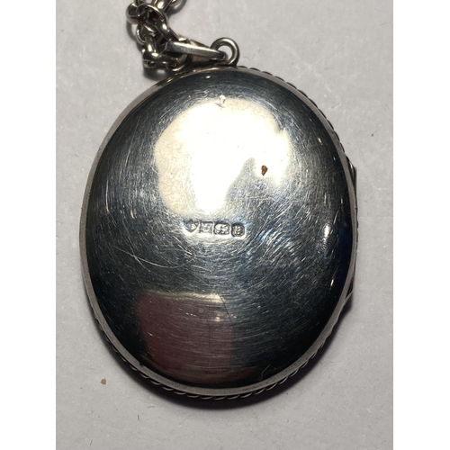 825 - A HALLMARKED BIRMINGHAM SILVER LOCKET WITH CHAIN