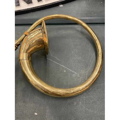 118 - A VINTAGE BRASS CAR HORN