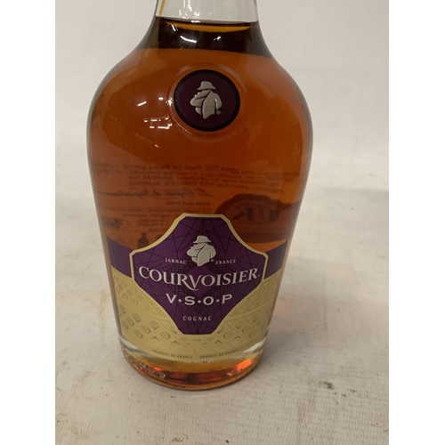 661 - A BOXED 70CL BOTTLE - COURVOISIER V.S.O.P COGNAC