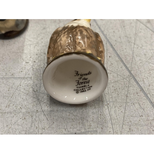 198 - A COLLECTION OF CERAMIC THIMBLES TO INCLUDE FRIENDS OF THE FOREST THIMBLE COLLECTION ETC