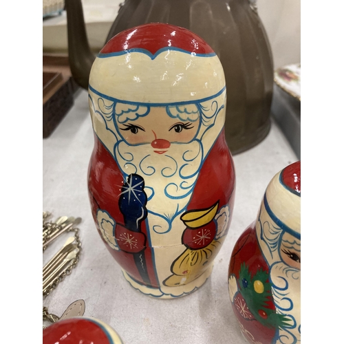 283 - A SET OF SANTA CLAUS RUSSIAN DOLLS