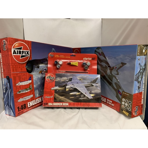 419 - THREE AIRFIX MODEL KITS TO INCLUDE BAE HARRIER GR9A STARTER KIT, ENGLISH ELECTRIC LIGHTNING F.2A/F.6... 