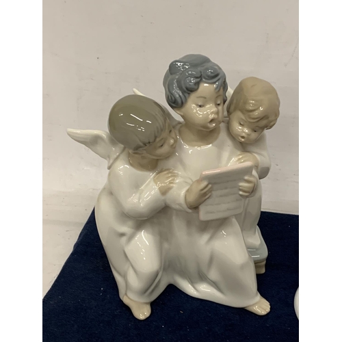 980 - THREE LLADRO FIGURES TO INCLUDE AN ANGEL BELL, THREE ANGLES AND A SINGLE ANGEL