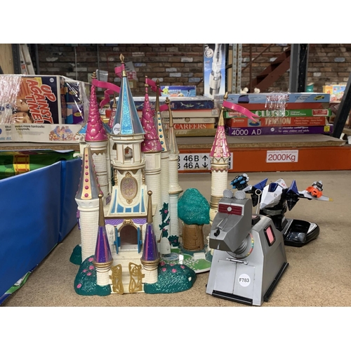 1123 - A PRINCESS CASTLE, DR WHO K-9 AND A SPACE SHIP