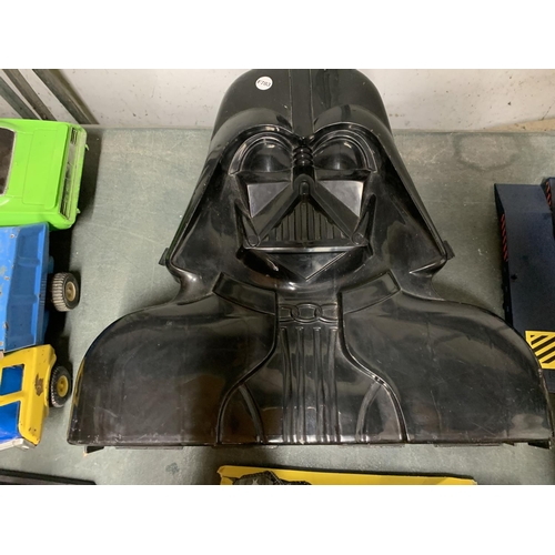 1141 - A DARTH VADER DISPLAY CASE