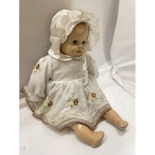 485 - A LARGE VINTAGE DOLL WITH SLEEPY EYES